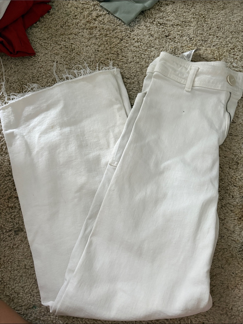 Zara White Cropped Raw-Hem Straight Jeans